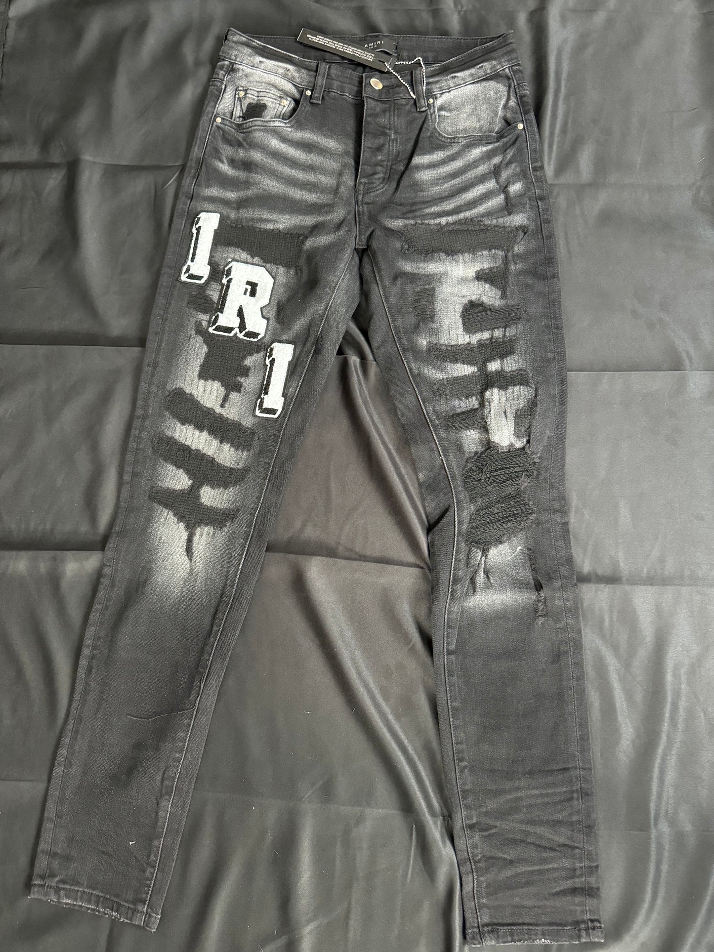 AMIRI JEANS